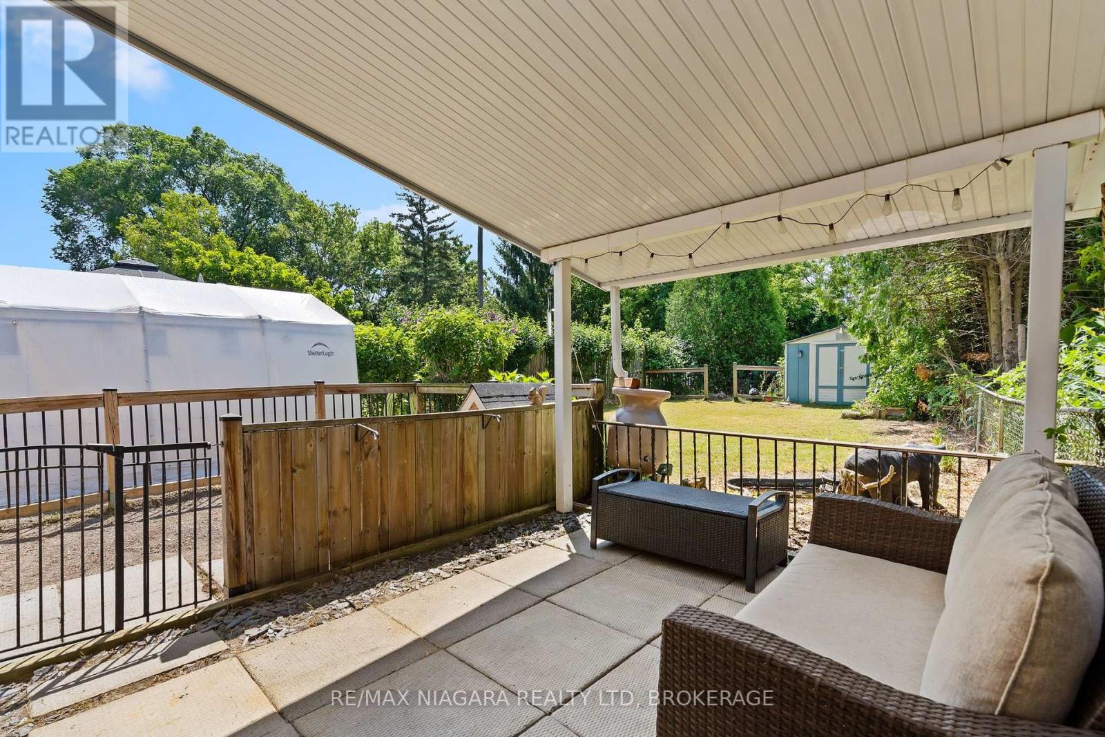 63 HODGKINS AVENUE - 24