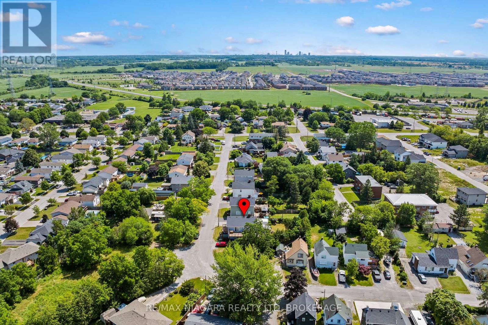 63 HODGKINS AVENUE - 30