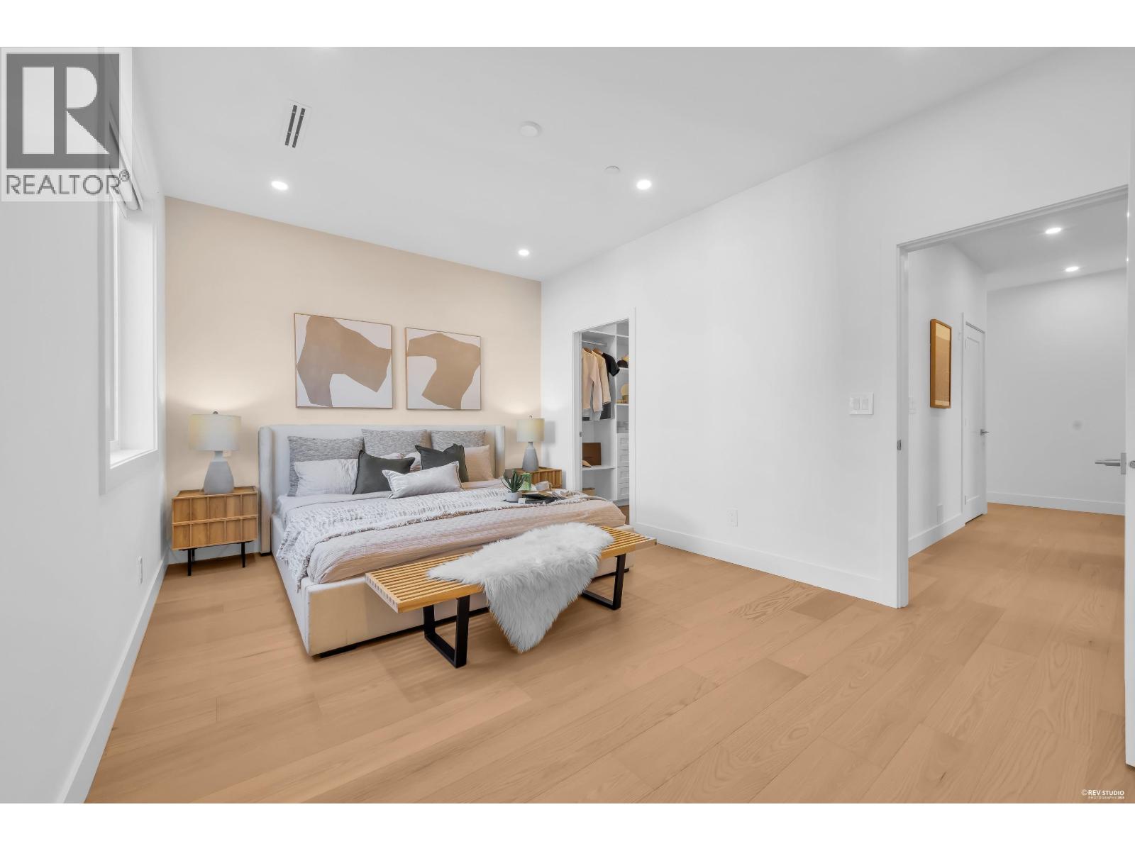 3 Bed, 3 Bath House for Sale in Vancouver – 1 6388 ARGYLE STREET, Vancouver – MLS# R3148459 - Image 17
