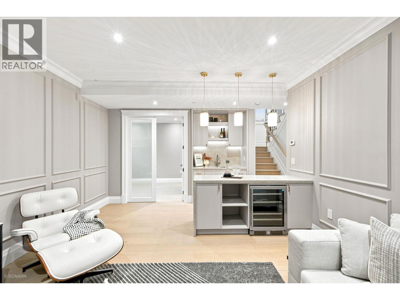 4432 CROWN STREET, Vancouver
