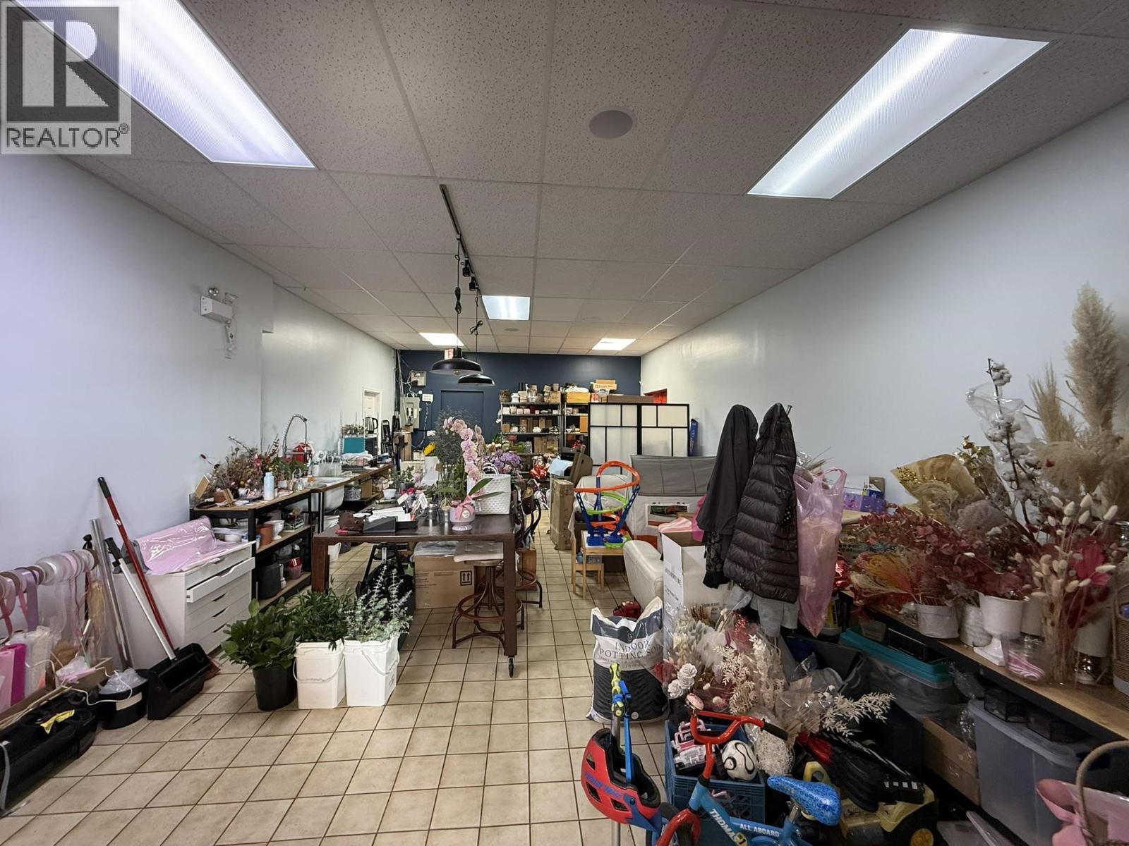 Retail for Rent in Burnaby – 1020 GILMORE AVENUE, Burnaby – MLS# C8080594 - Image 5