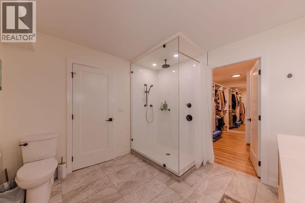 514 POINTE Place - 24