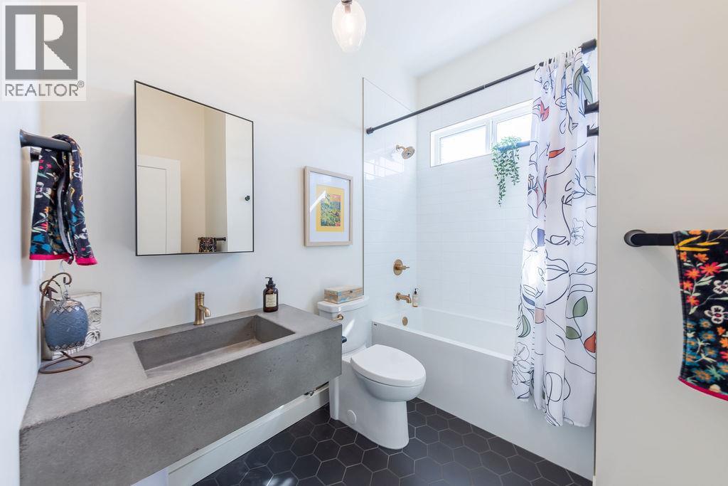 514 POINTE Place - 38