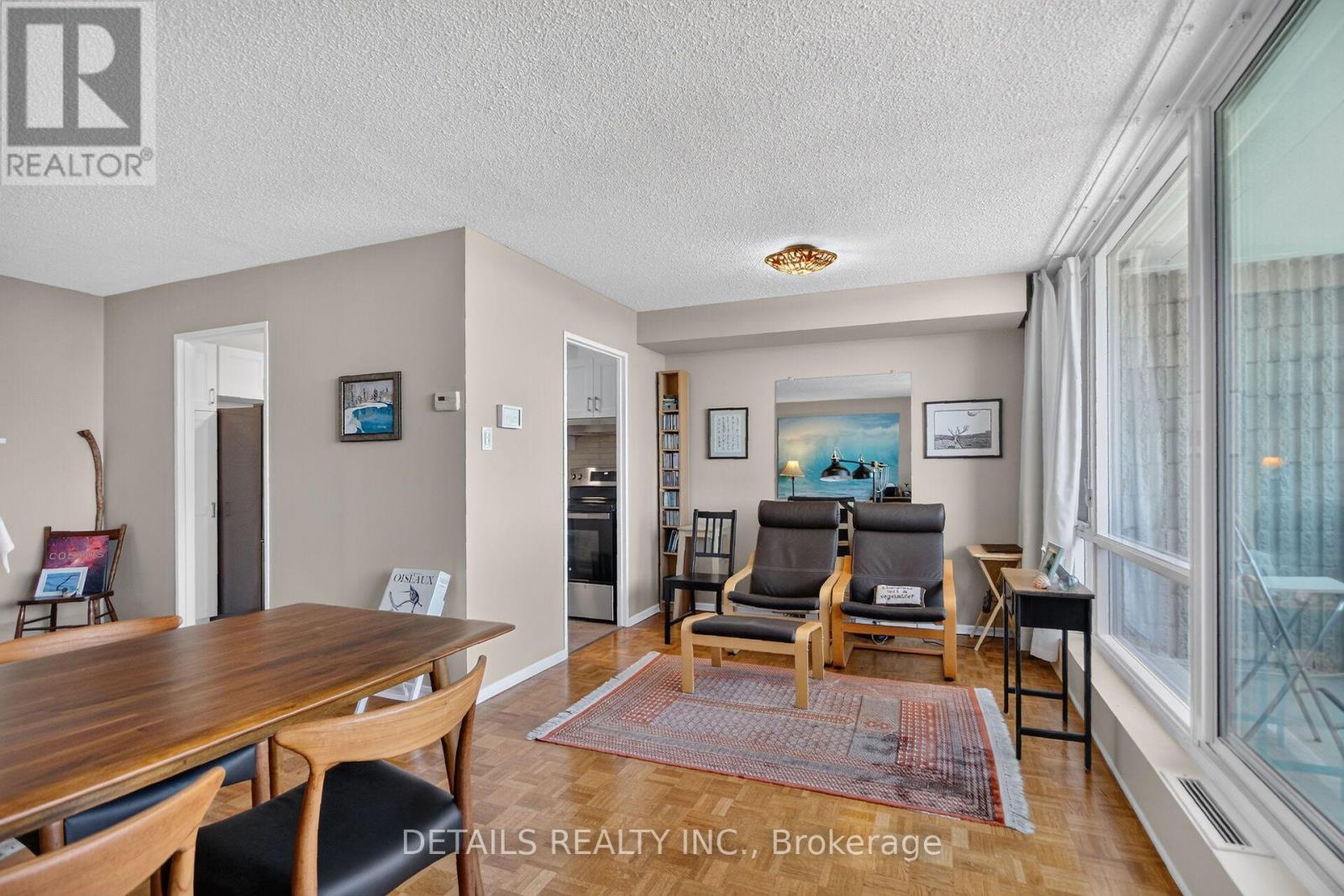 #1602 2625 REGINA STREET - 13