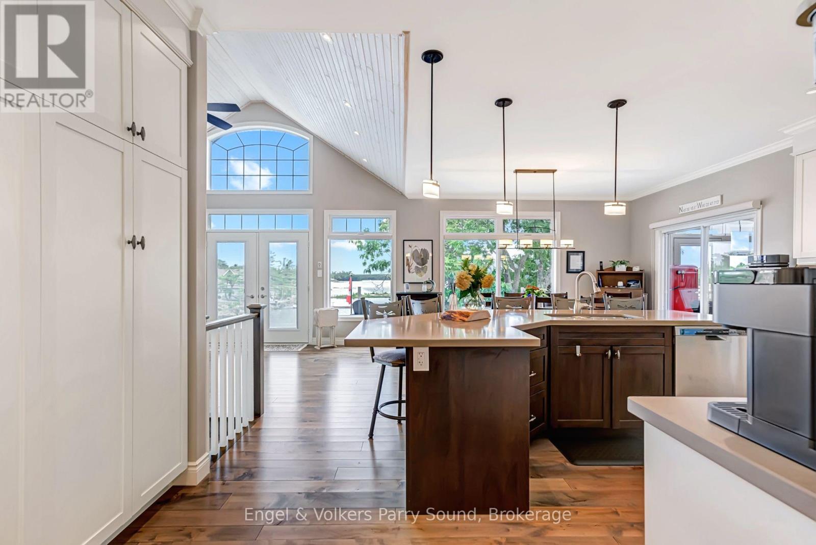 247 SOUTH SHORE ROAD - 11