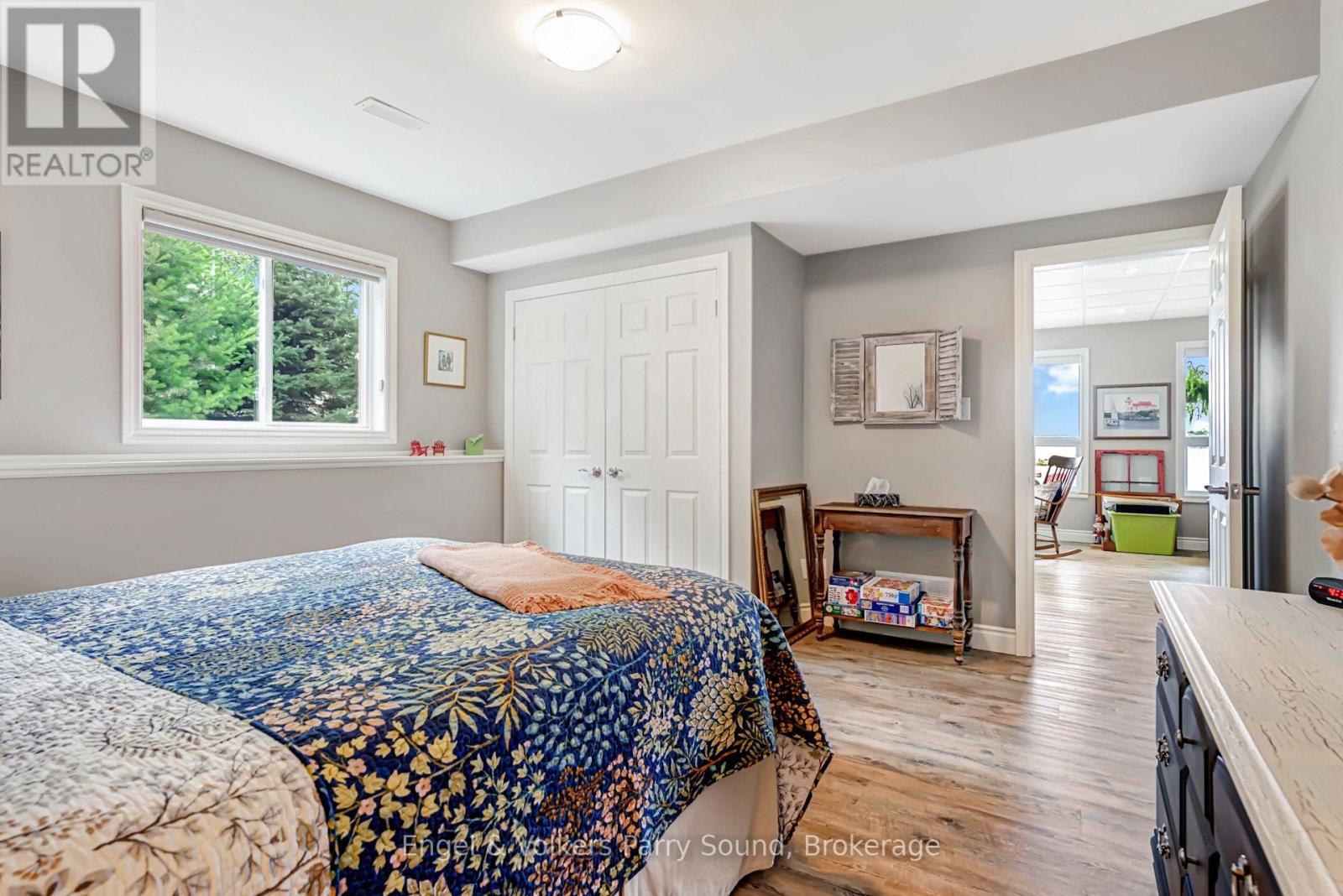 247 SOUTH SHORE ROAD - 32