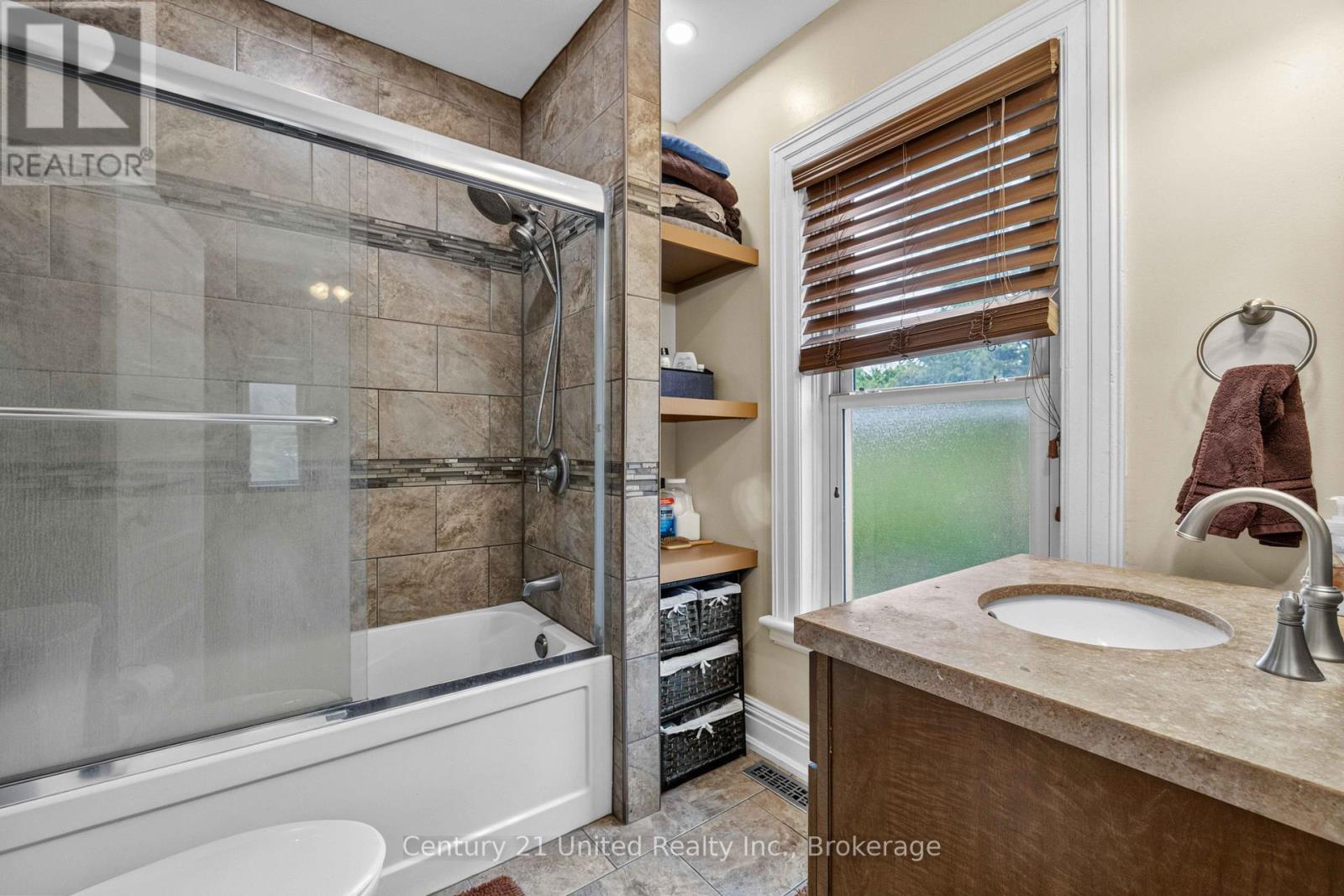 95 MORROW STREET - 16