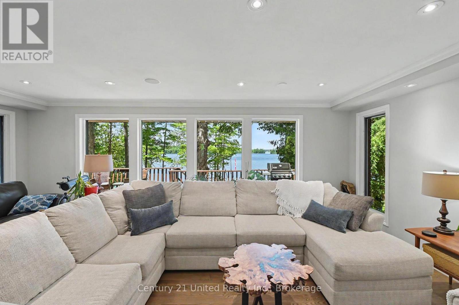 113 SUGARBUSH CRESCENT - 13