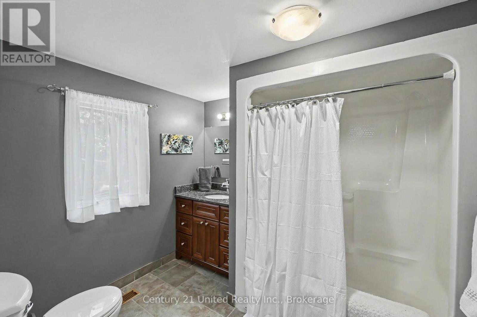 113 SUGARBUSH CRESCENT - 23
