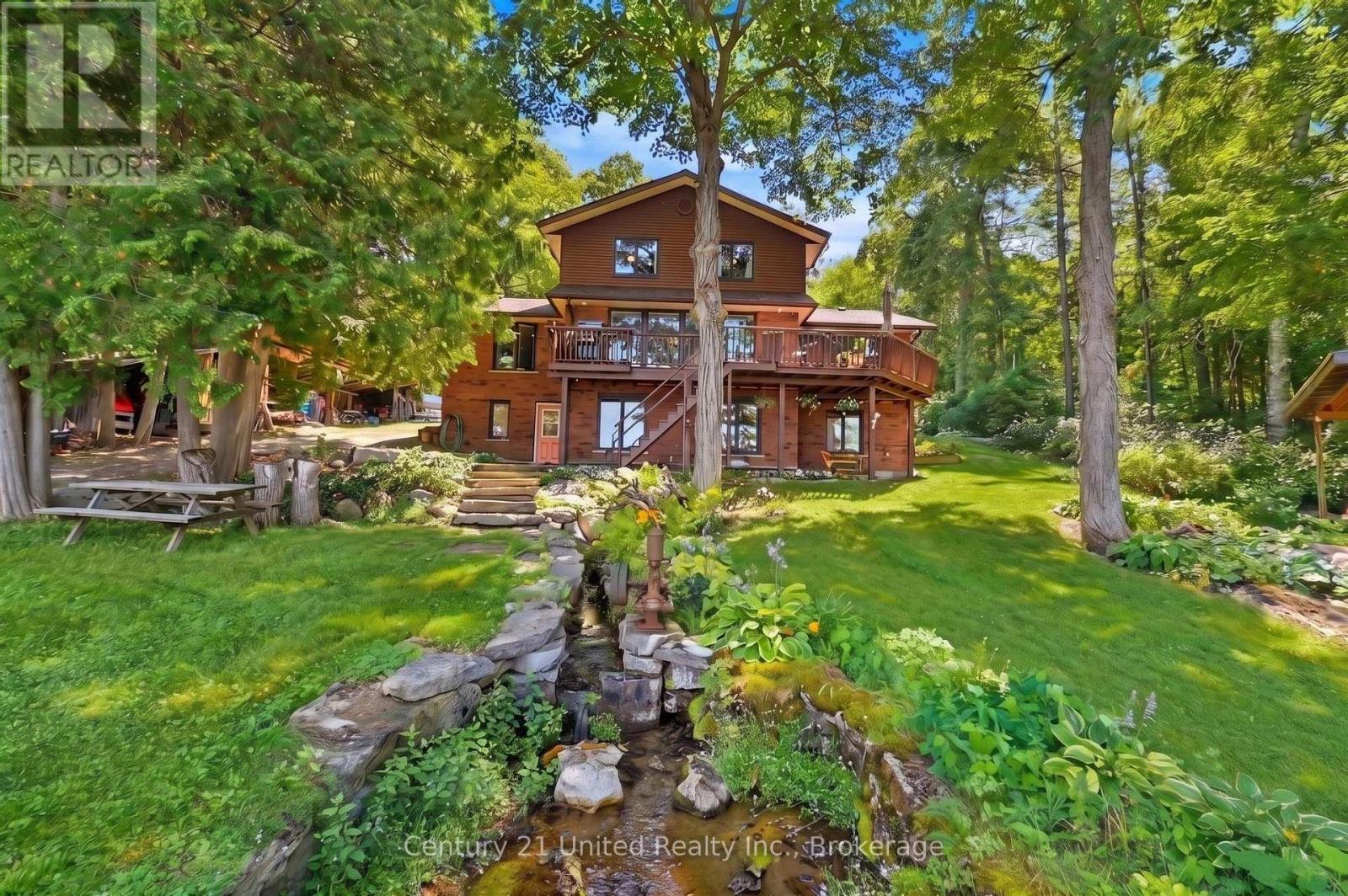 113 SUGARBUSH CRESCENT - 3