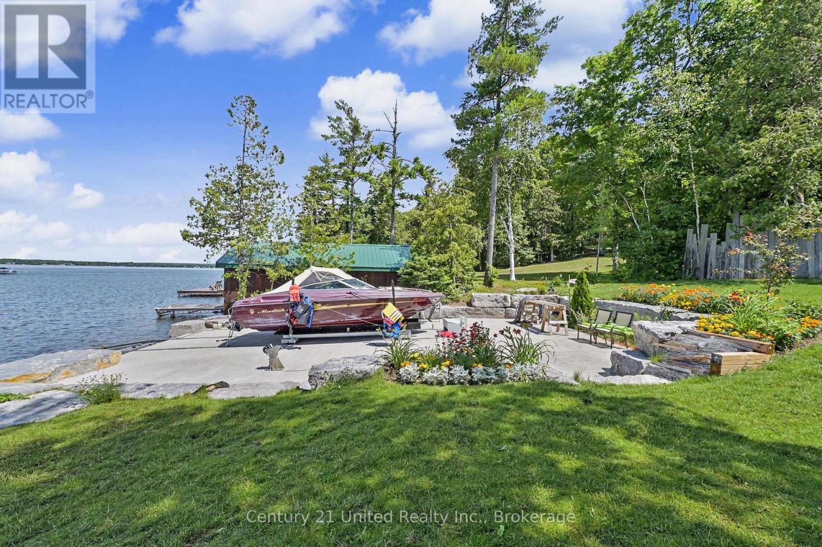 113 SUGARBUSH CRESCENT - 37