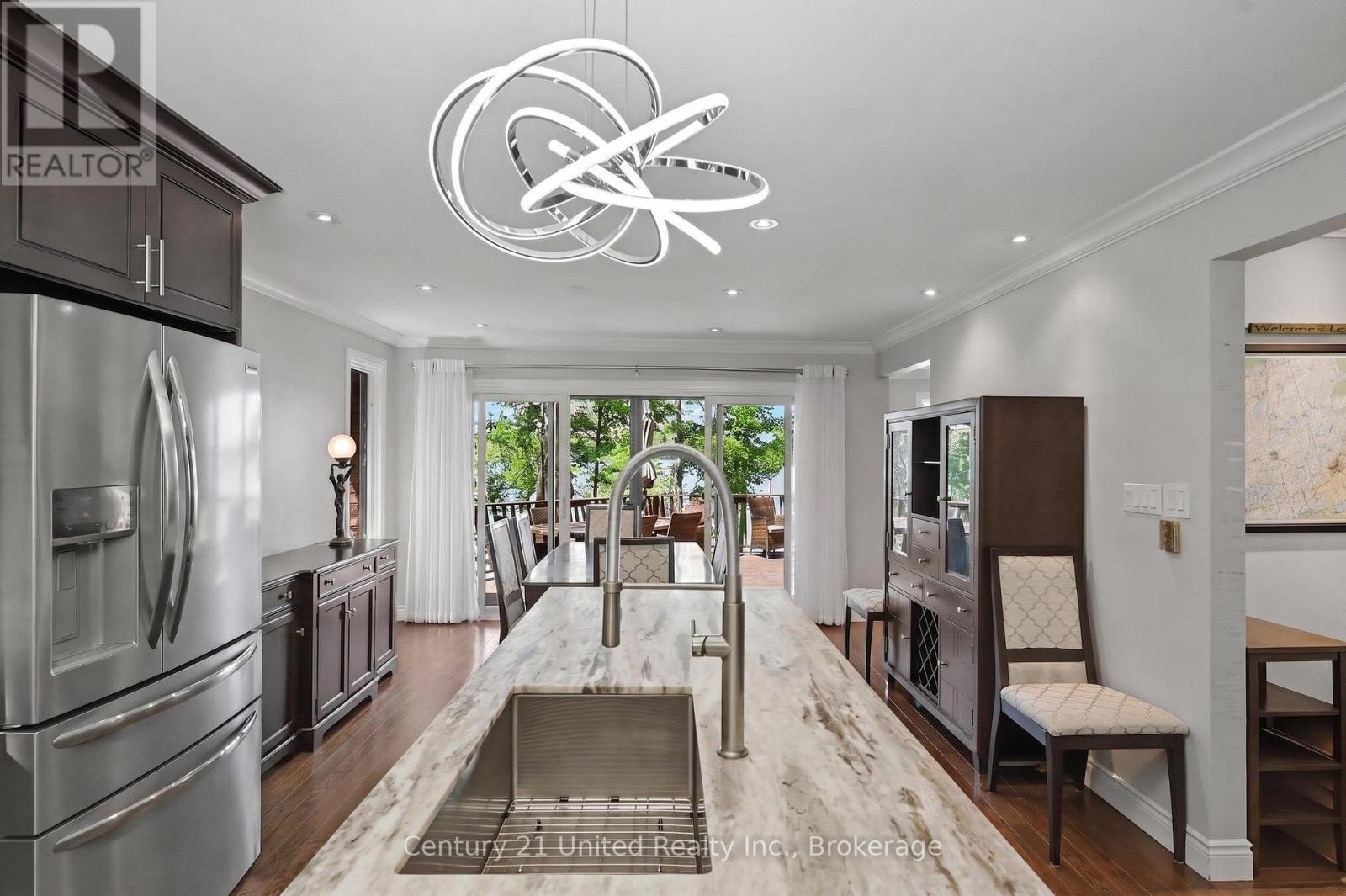 113 SUGARBUSH CRESCENT - 6