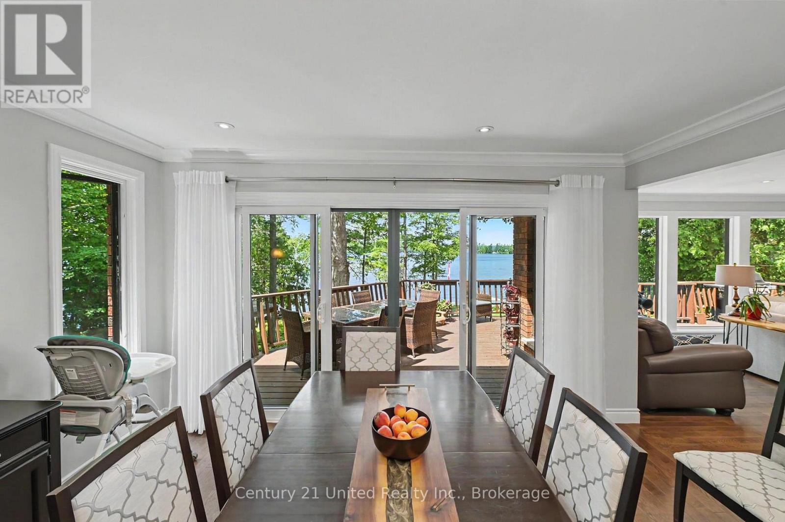 113 SUGARBUSH CRESCENT - 9