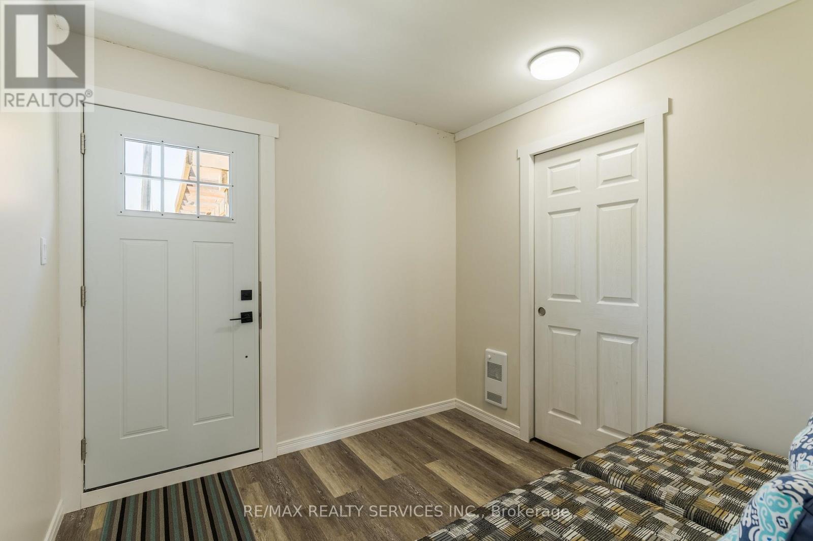 505 CATCHMORE ROAD - 11