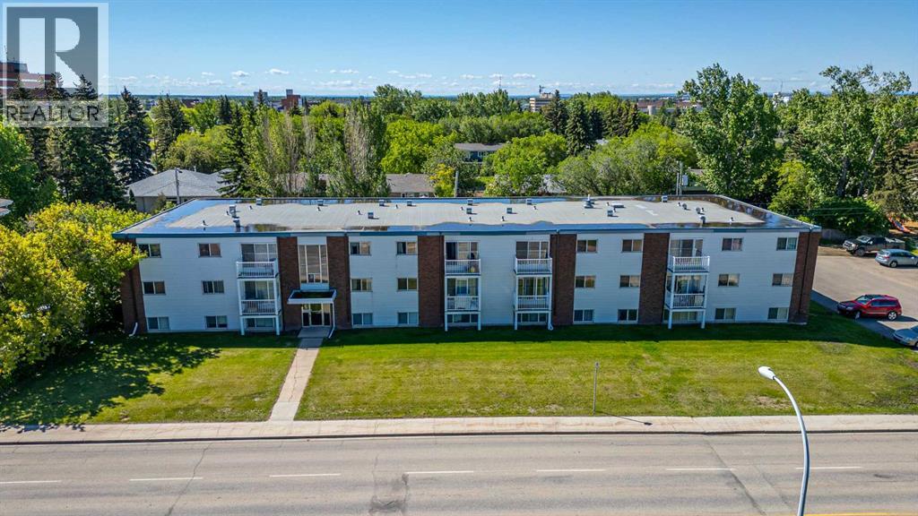 9807 108 Avenue - Photo 11