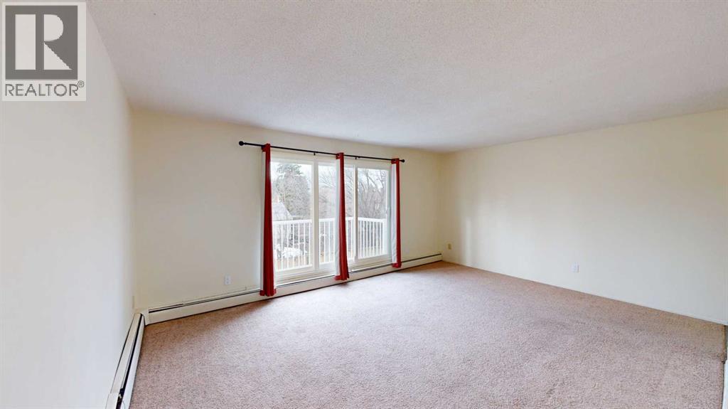 9807 108 Avenue - Photo 5