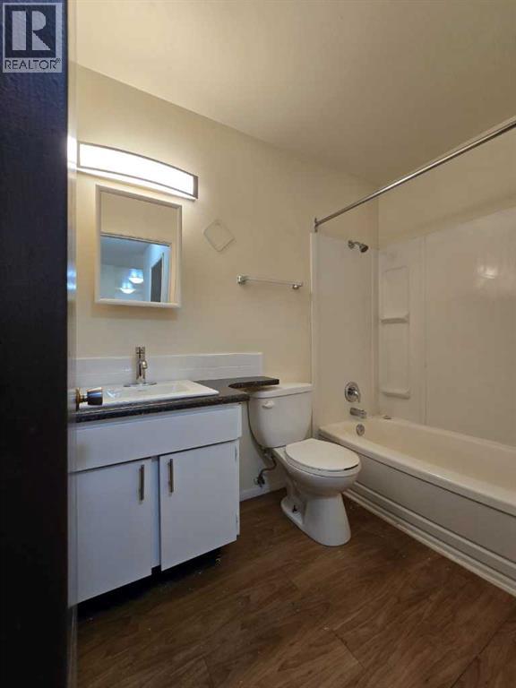 9807 108 Avenue - Photo 8