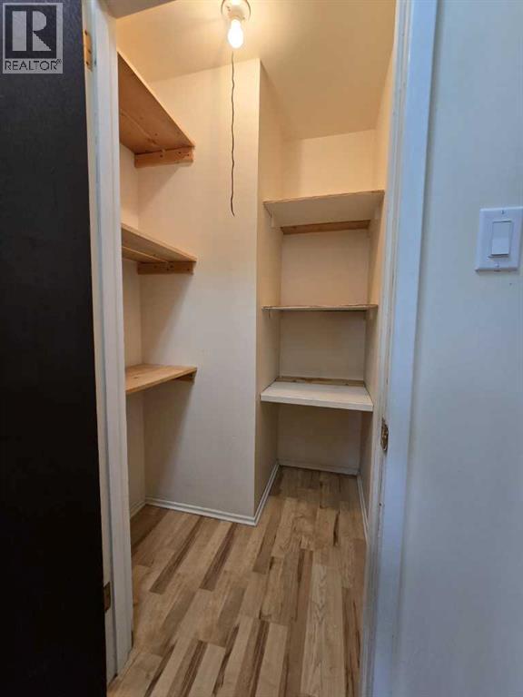 9807 108 Avenue - Photo 9