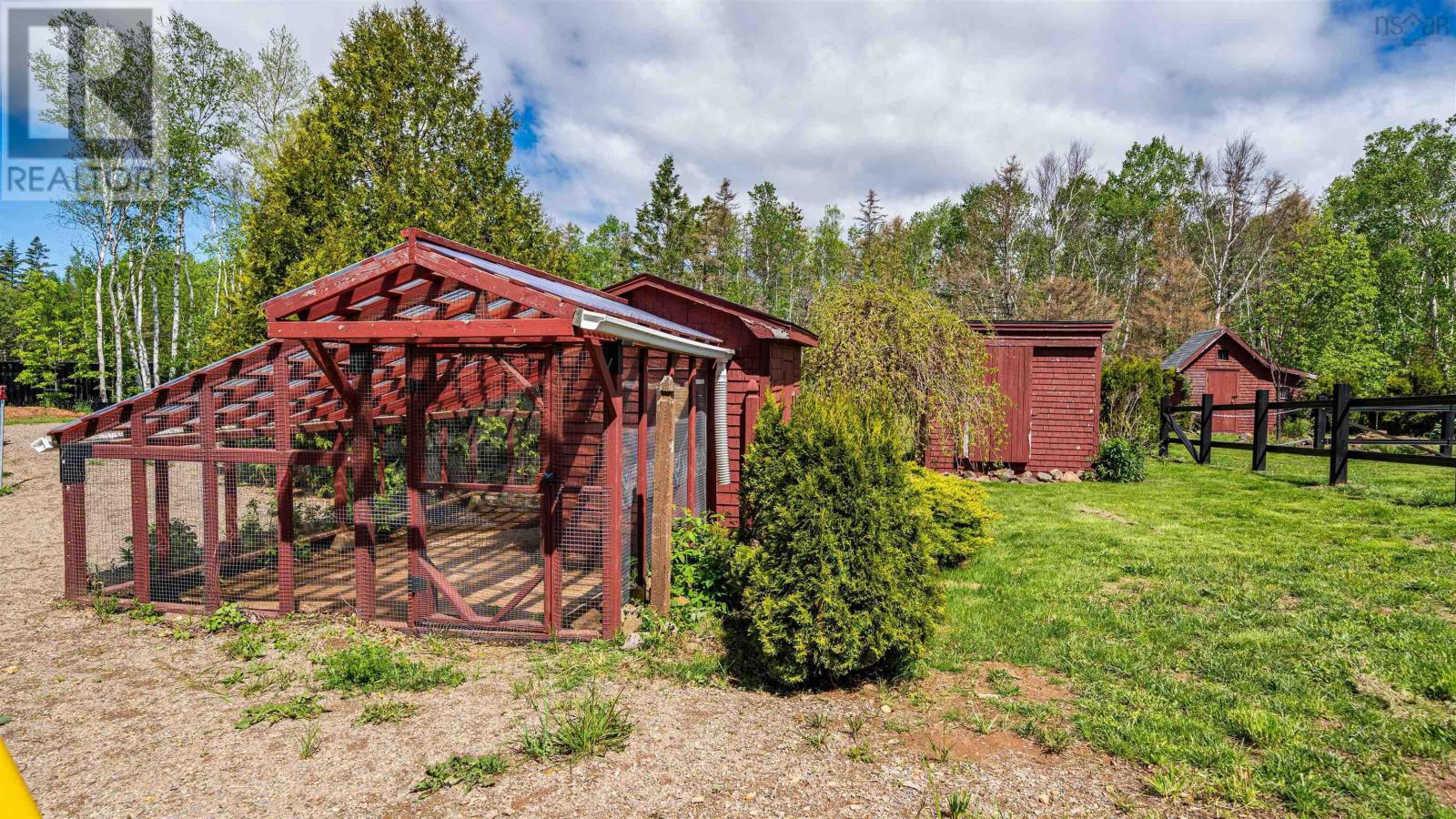 95 FOREST GLADE Road - 37