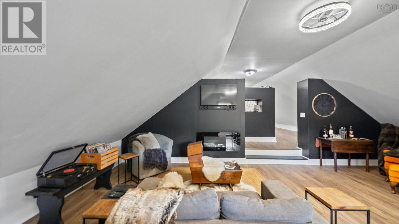 95 FOREST GLADE Road - 8