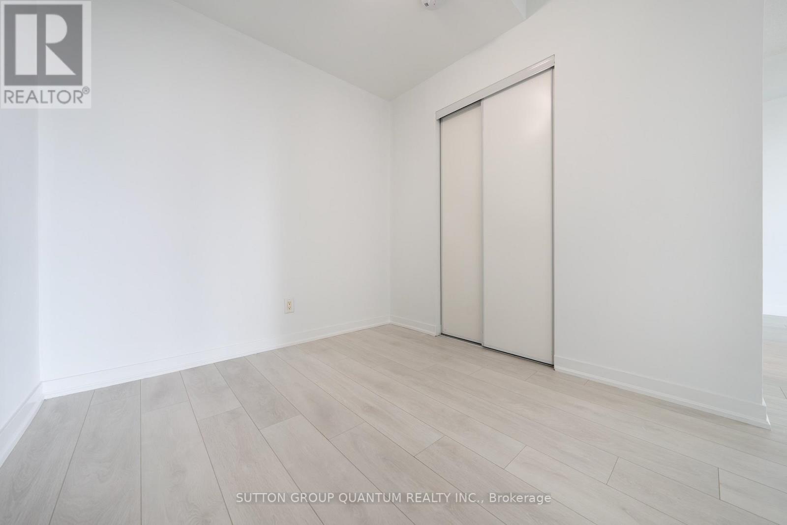 #1012 150 EAST LIBERTY STREET - Image 15