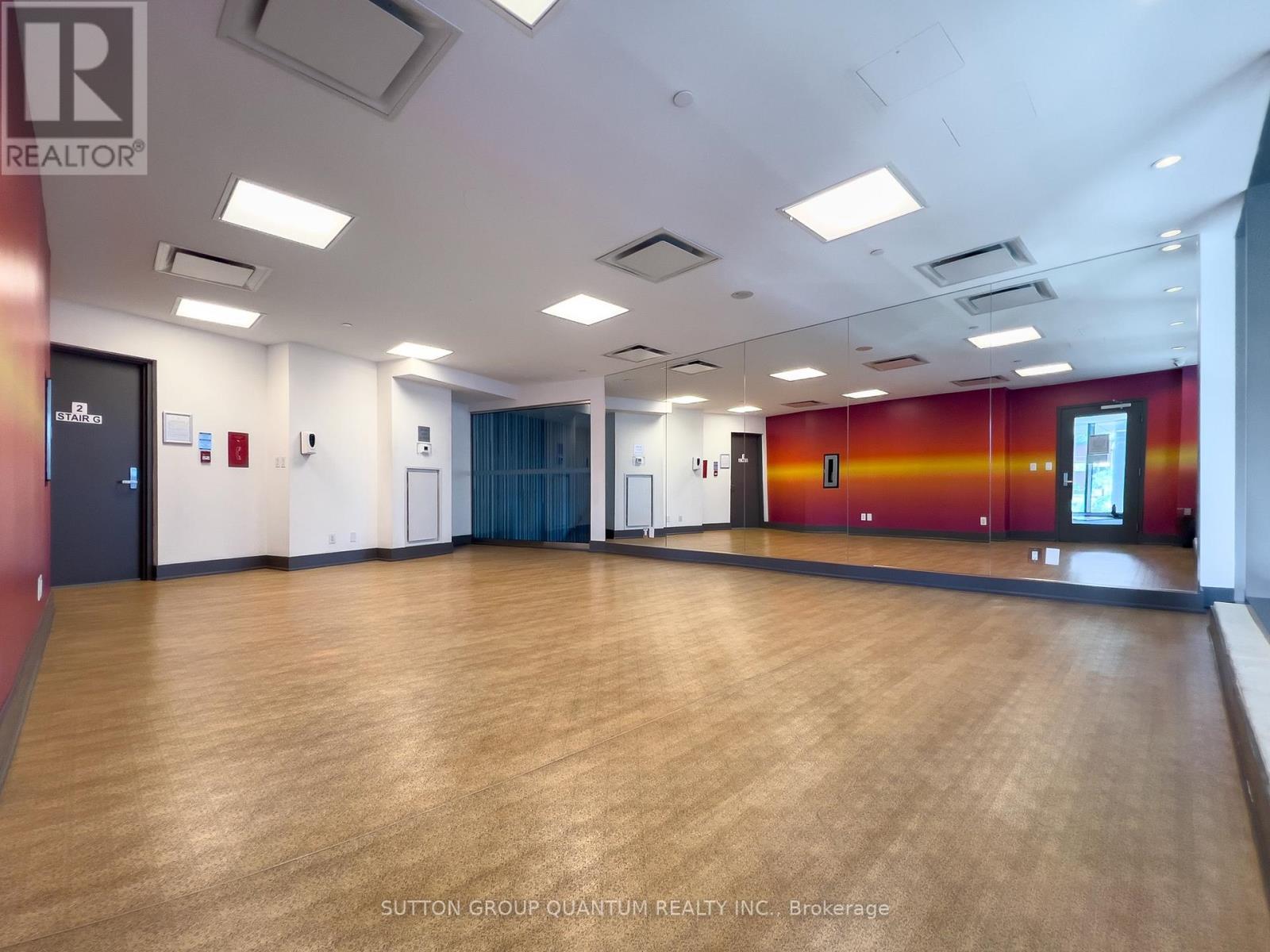 #1012 150 EAST LIBERTY STREET - 24
