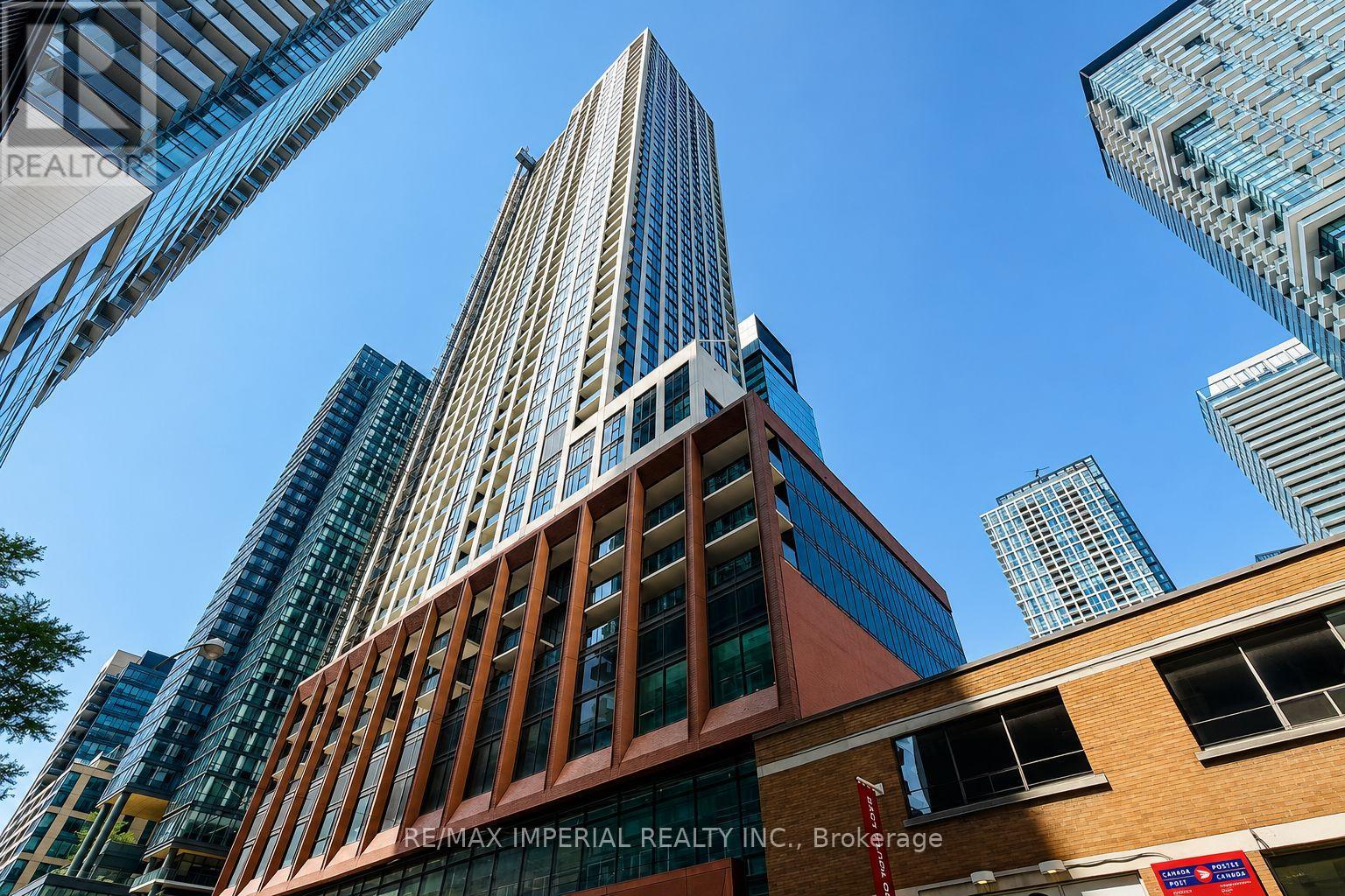 Photo of 400 King Street