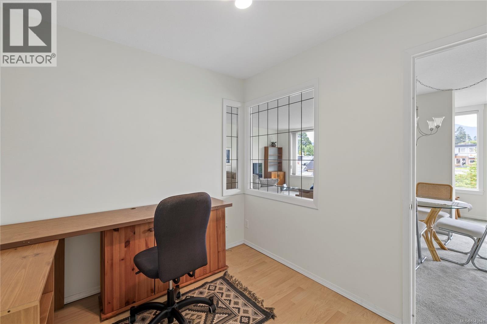 #403 220 Townsite Rd - 13