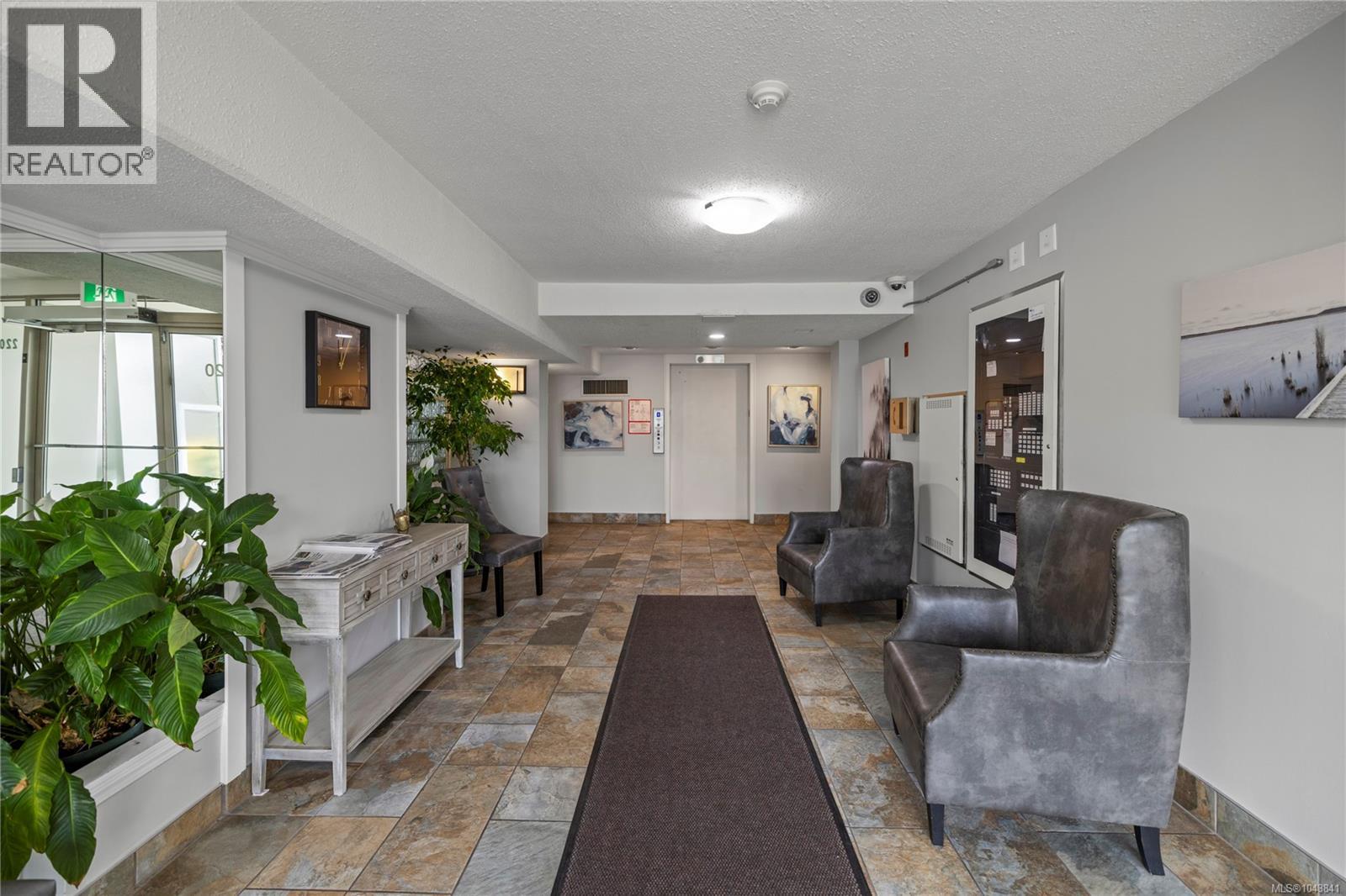#403 220 Townsite Rd - 27