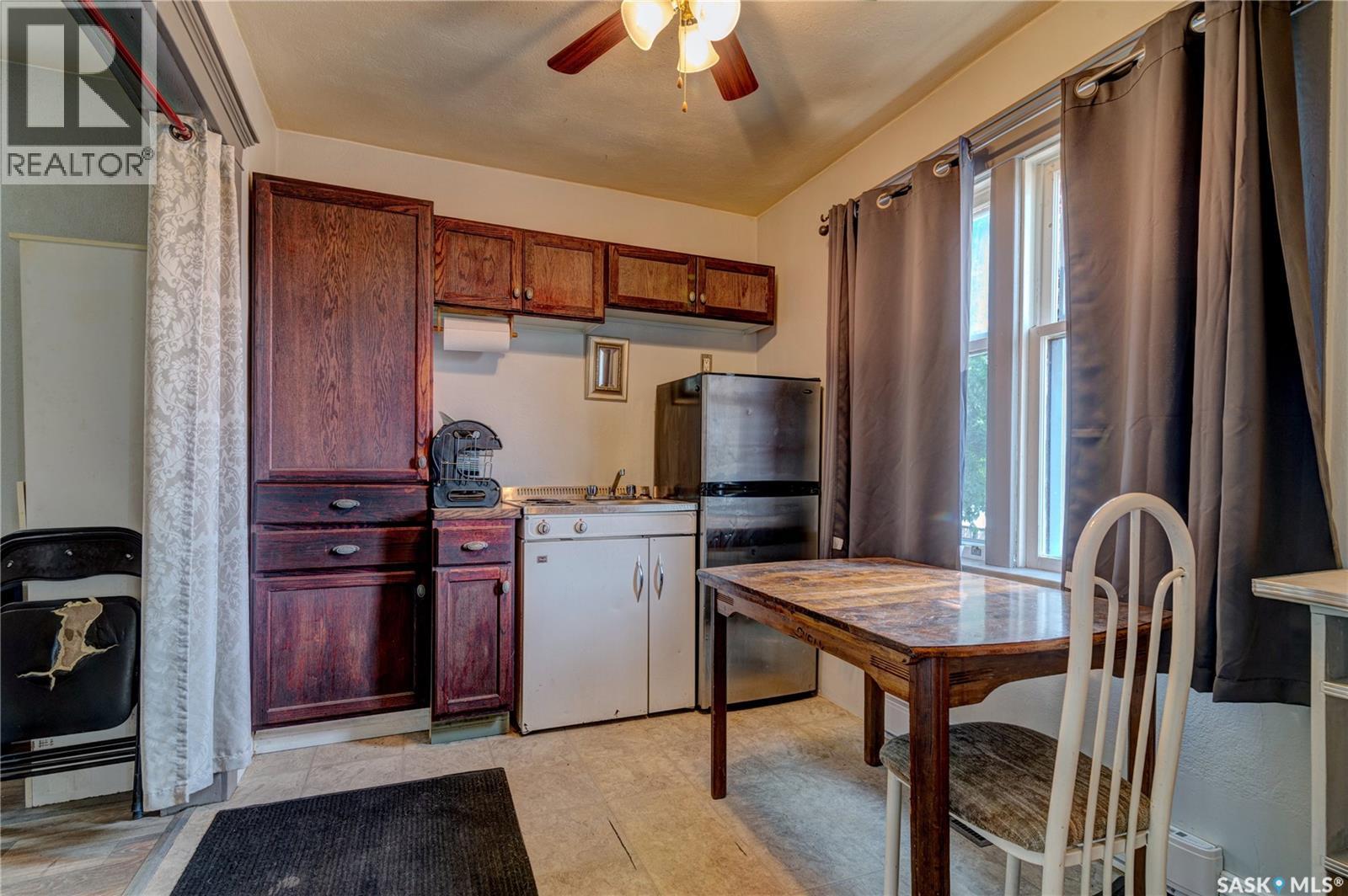1713 St John STREET - 9