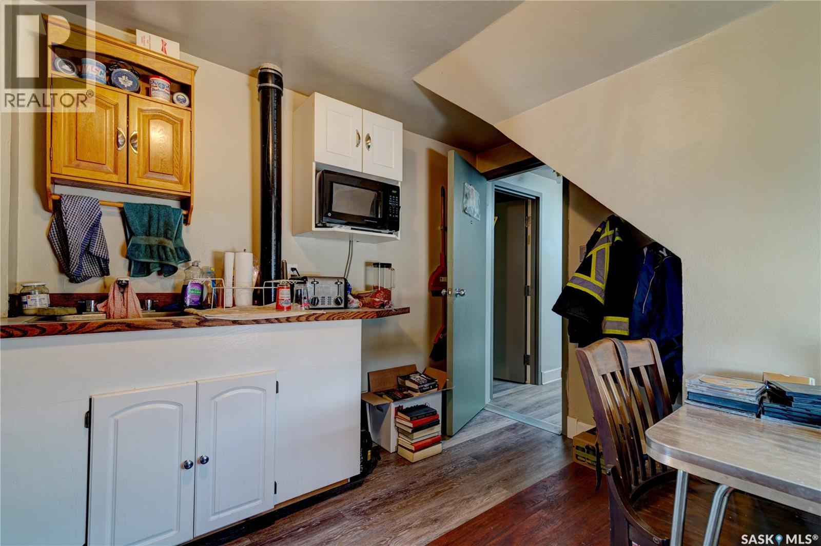 1713 St John STREET - Image 24
