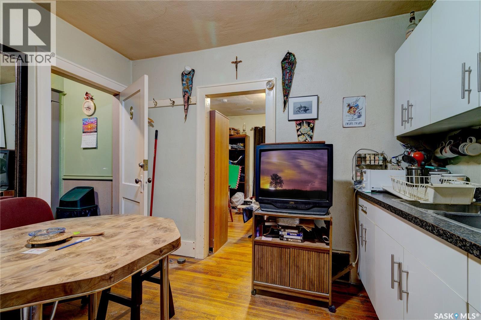 1713 St John STREET - 29