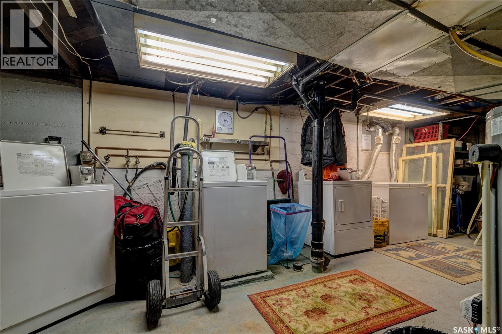 1713 St John STREET - 39