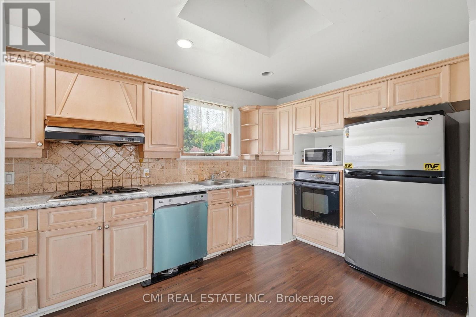 106 FLORA DRIVE - Image 12