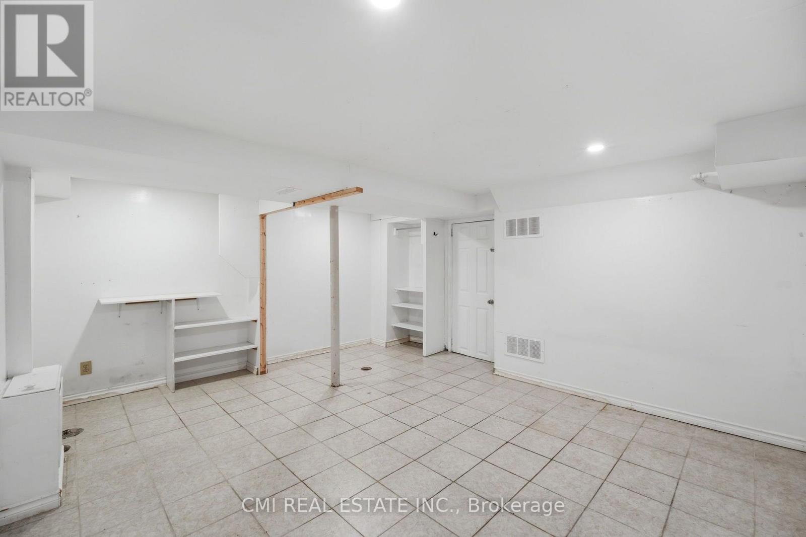 106 FLORA DRIVE - Image 31