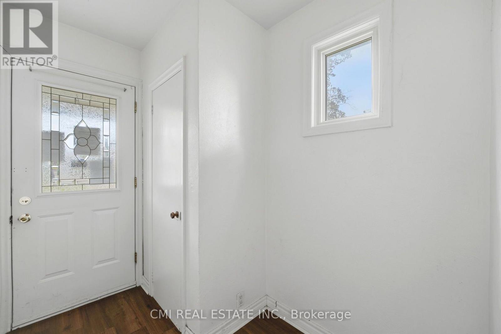 106 FLORA DRIVE - Image 6