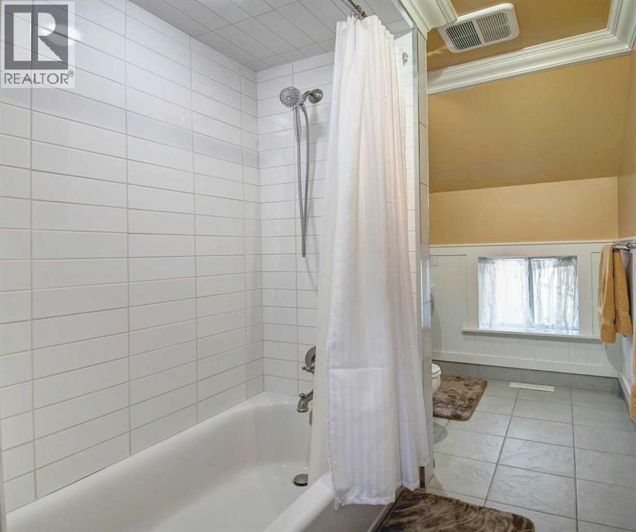 294 Southampton Drive SW - 17