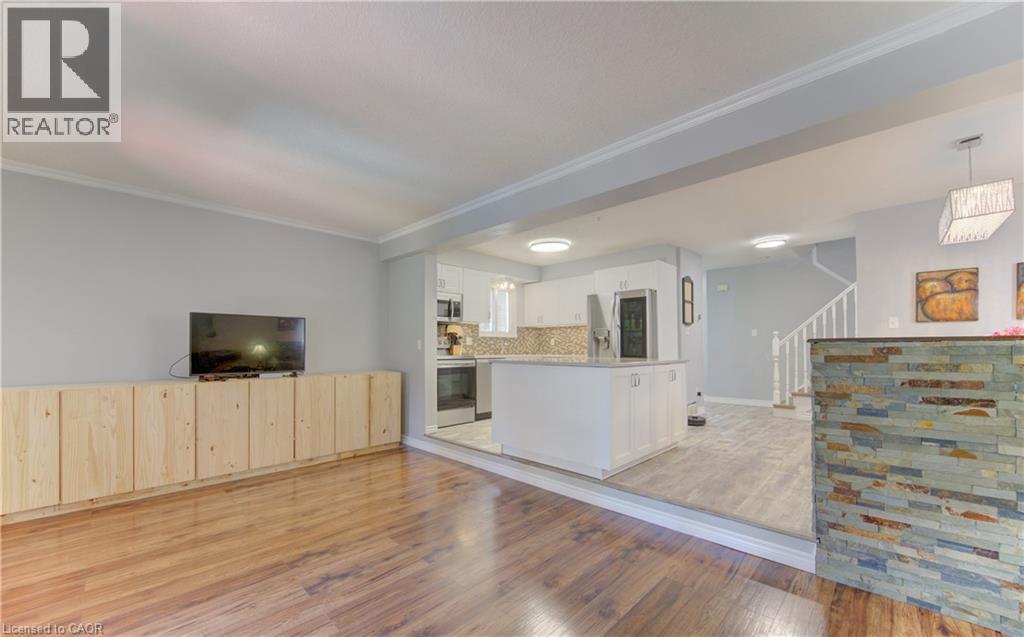 39 CHANTILLY Street - Image 12