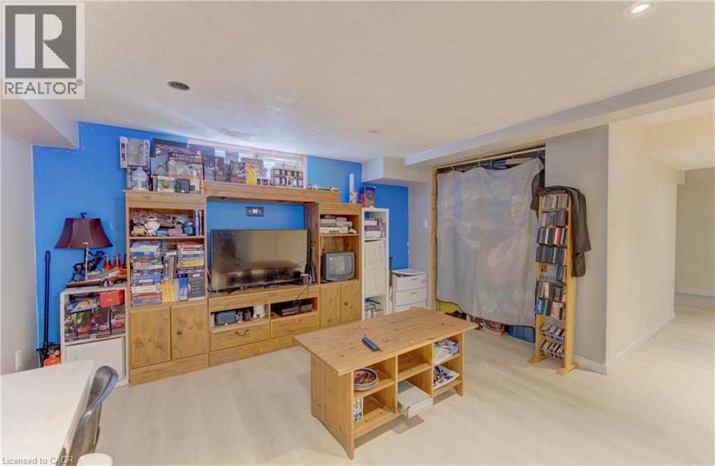 39 CHANTILLY Street - Image 34