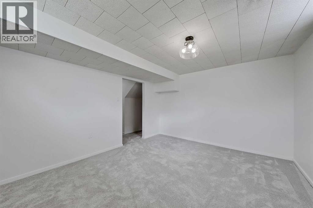 7443 Ogden Road SE - 26
