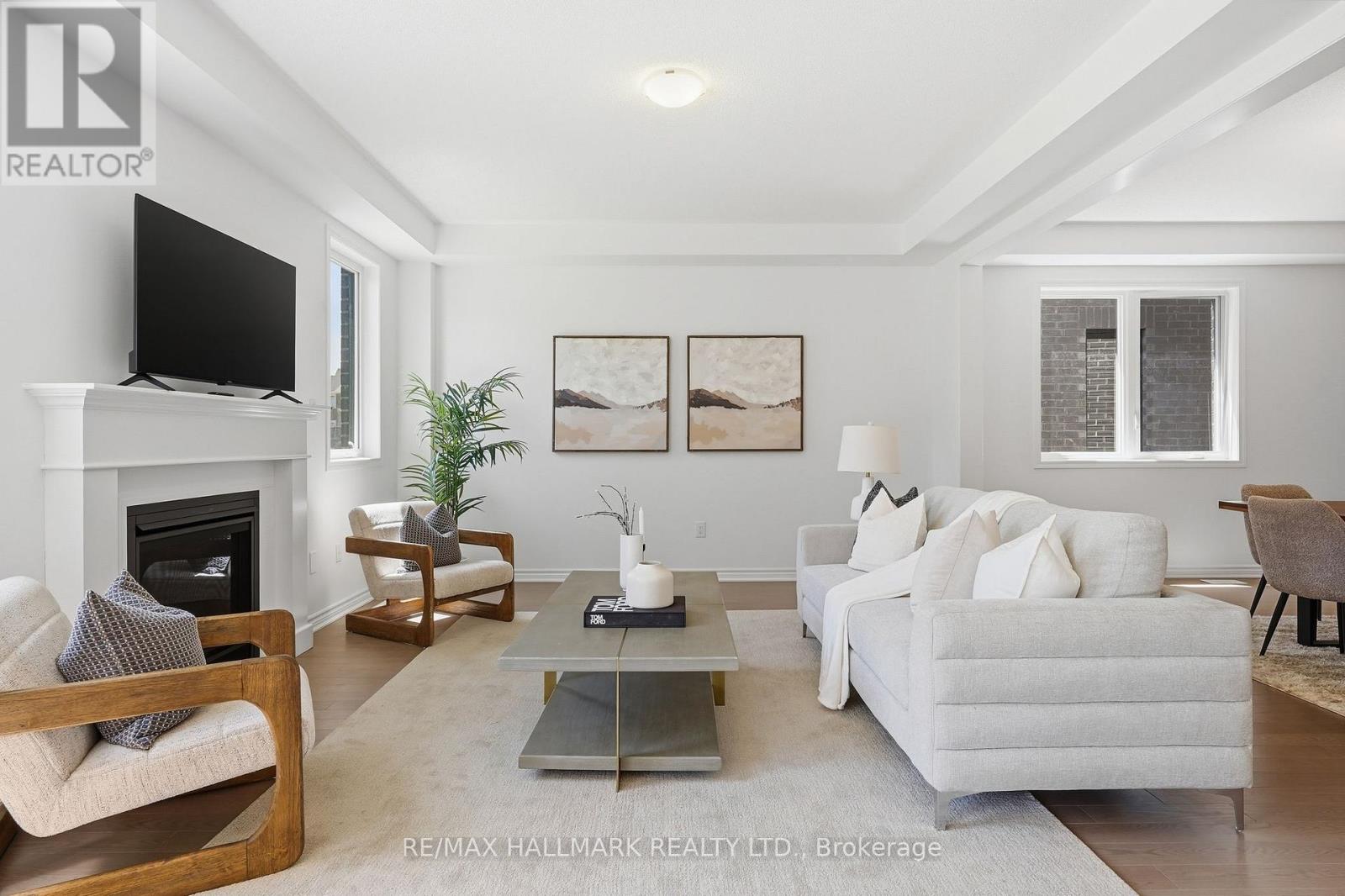 621 MIKA STREET - 10