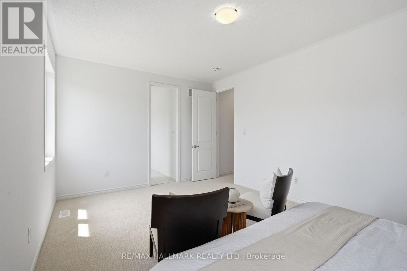 621 MIKA STREET - 33