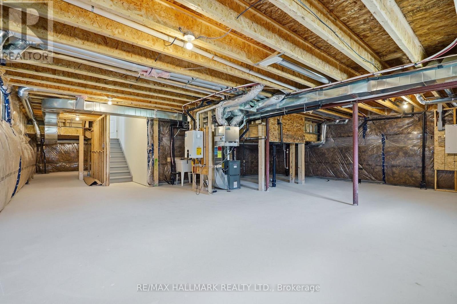 621 MIKA STREET - 38