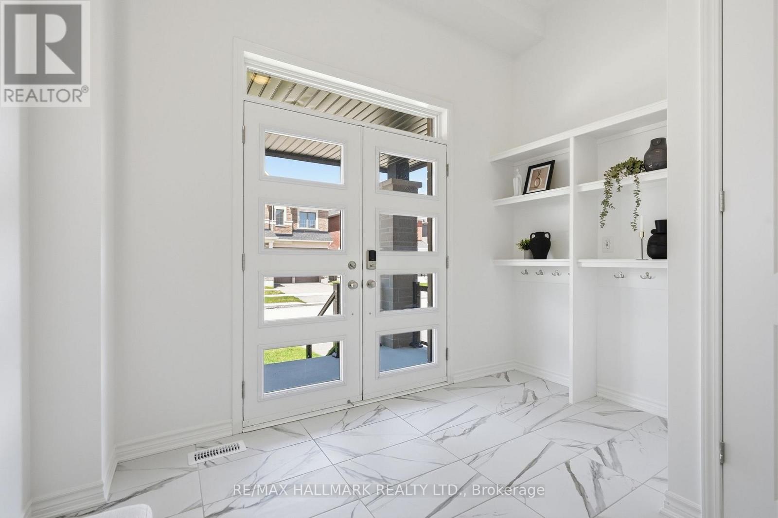 621 MIKA STREET - 5