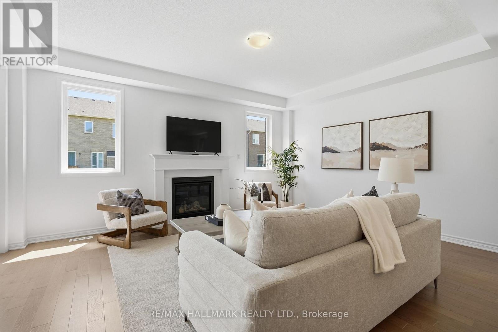 621 MIKA STREET - 9