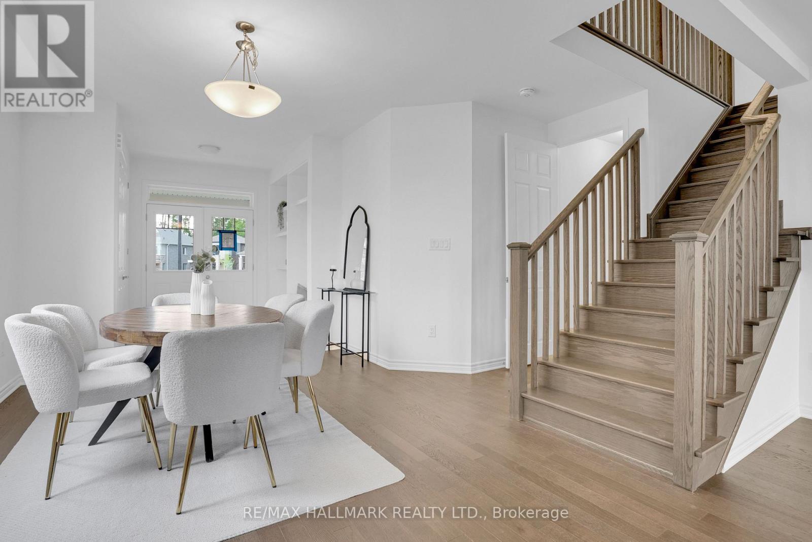 539 MIKA STREET - 19