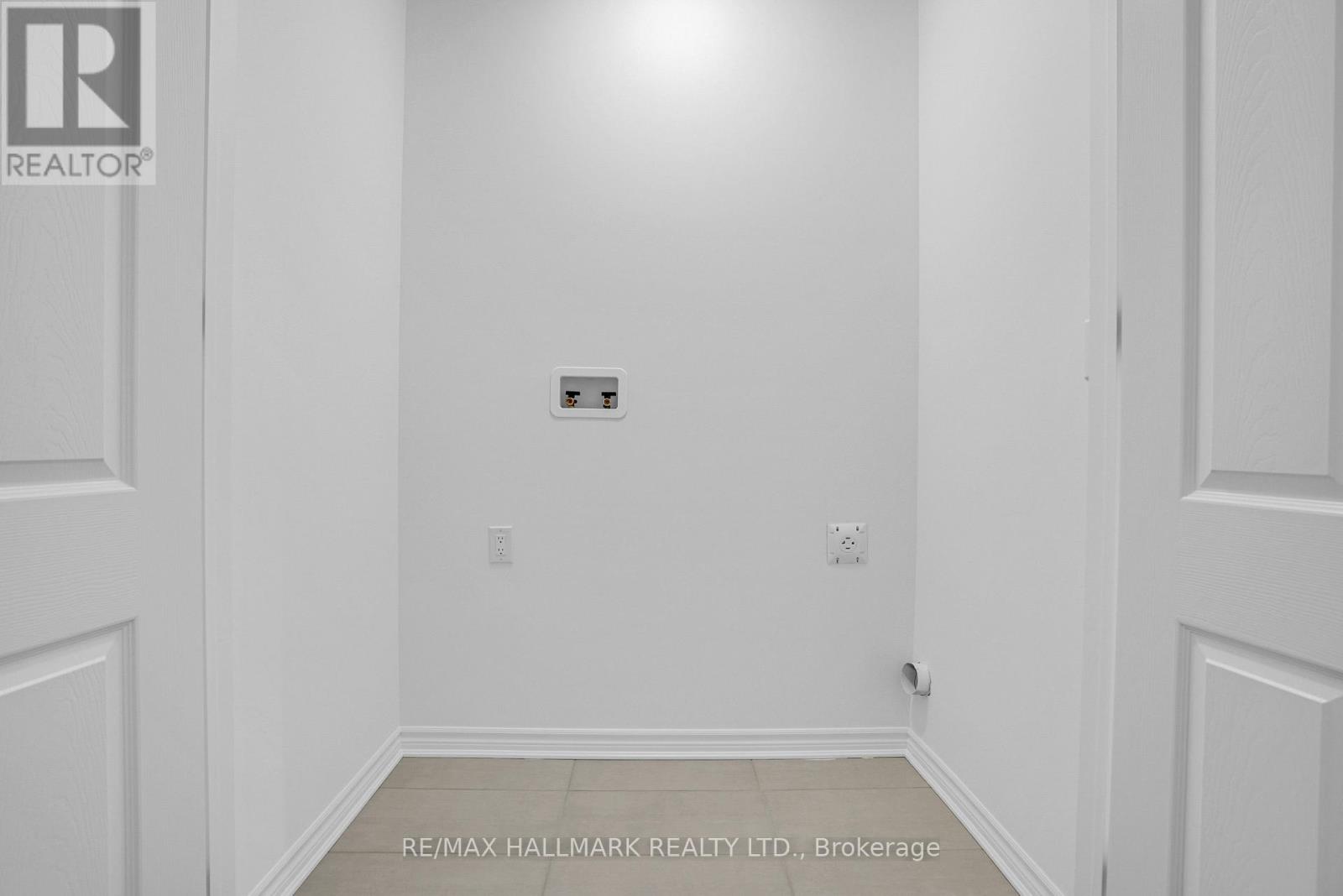 539 MIKA STREET - 33