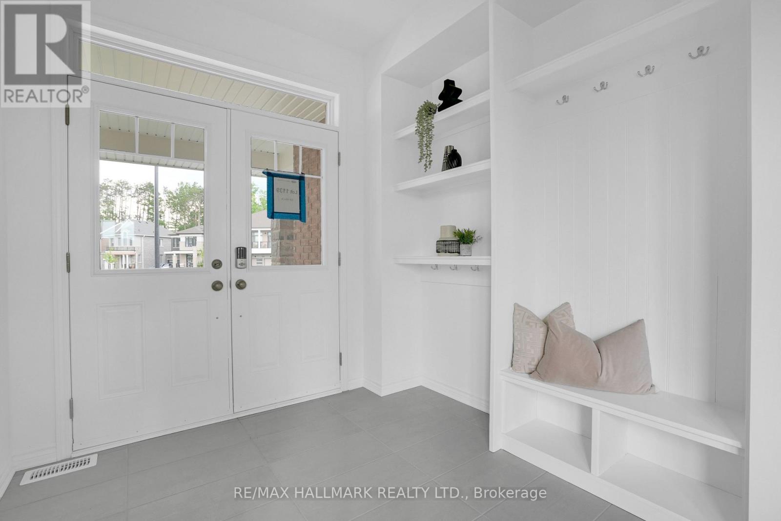 539 MIKA STREET - 7