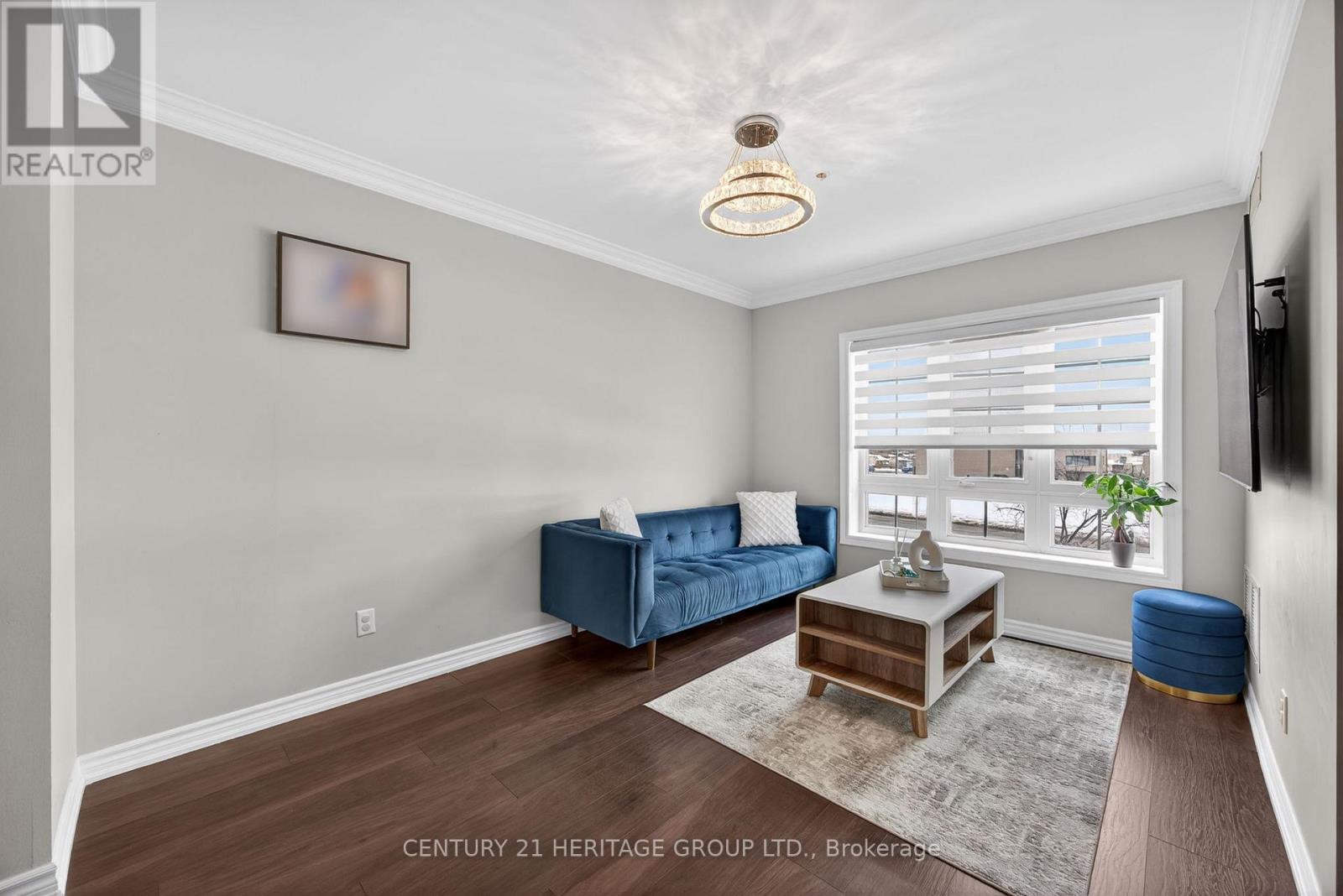 #214 112 SIMCOE ROAD - 21