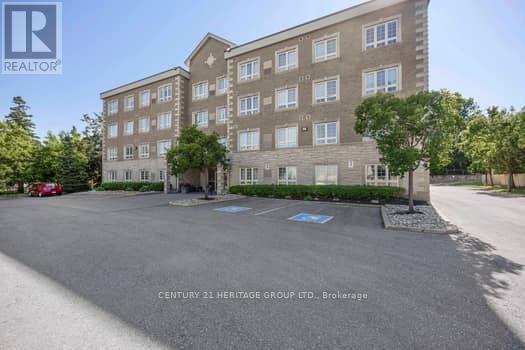 #214 112 SIMCOE ROAD - 35